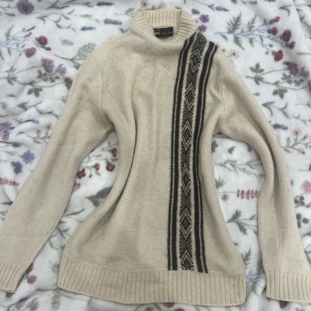 Cream tan knit turtleneck sweater